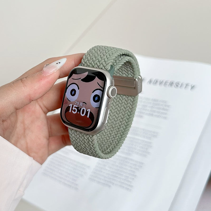 适用苹果AppleWatchS10尼龙编织弹力回环磁吸表带iwatch9876543SE