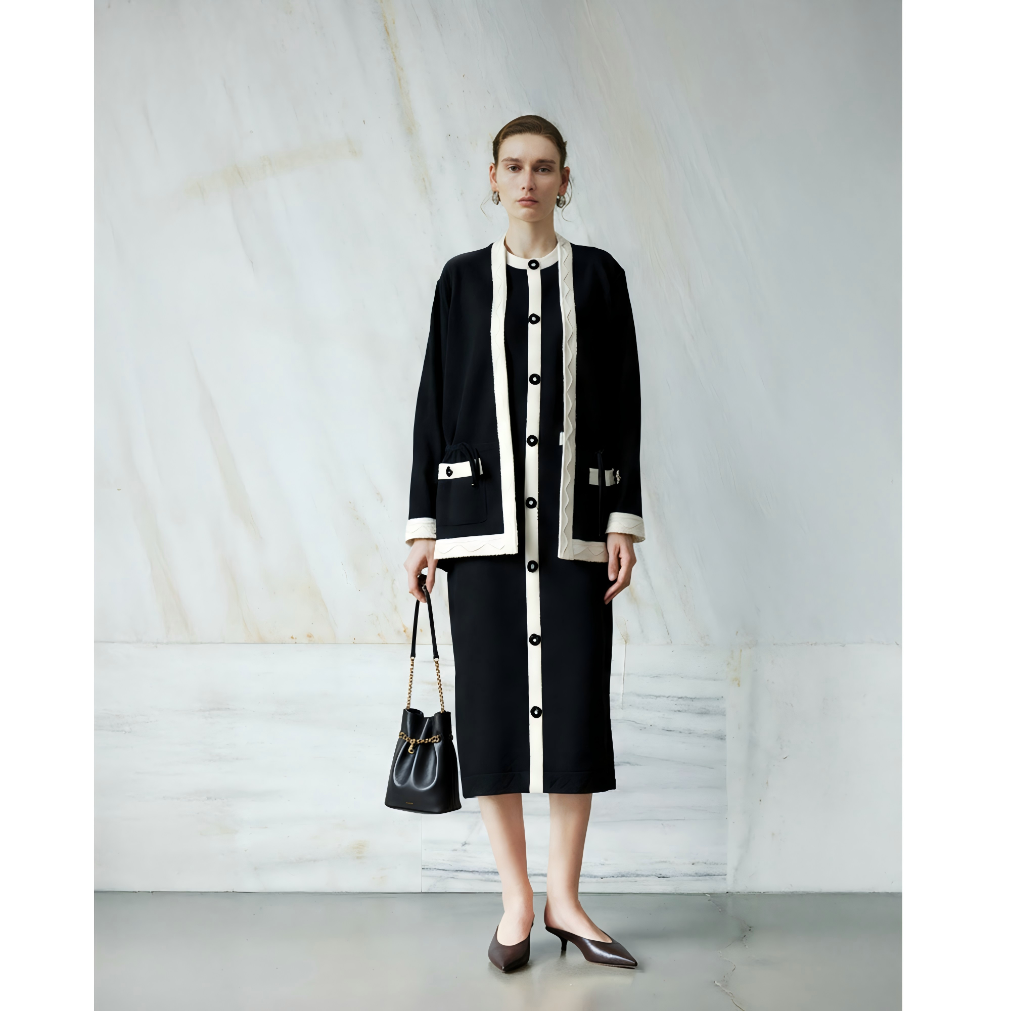 LYNEE【致敬Ch@nel】经典黑白撞色小香针织开衫 绵羊毛复古外套