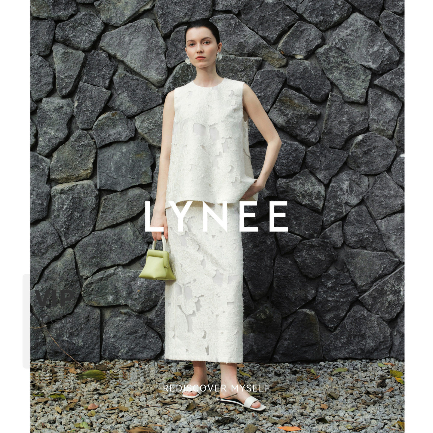 LYNEE【花影】剪花肌理感时尚套装女夏新款无袖上衣/半身裙两件套图片