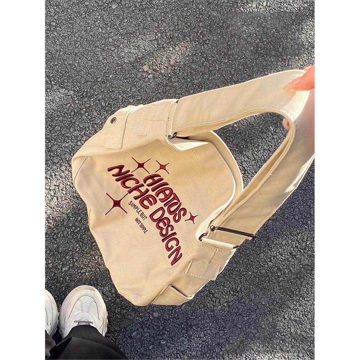 日系帆布包女大学生上课ins慵懒风大容量单肩斜挎小众刺绣托特包