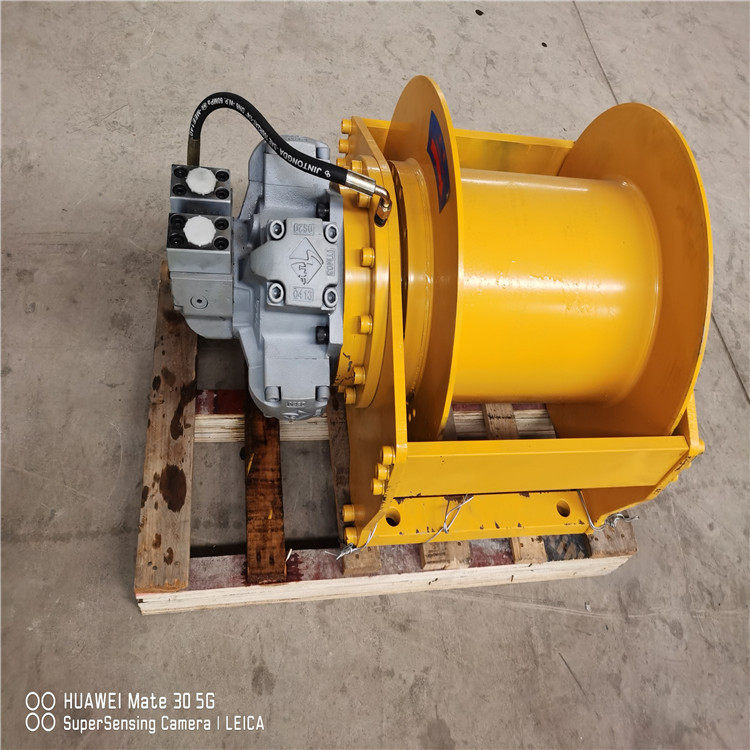 广西南宁挖掘机改装5吨液压卷扬机带压绳器 抓木机卷扬机拉木头