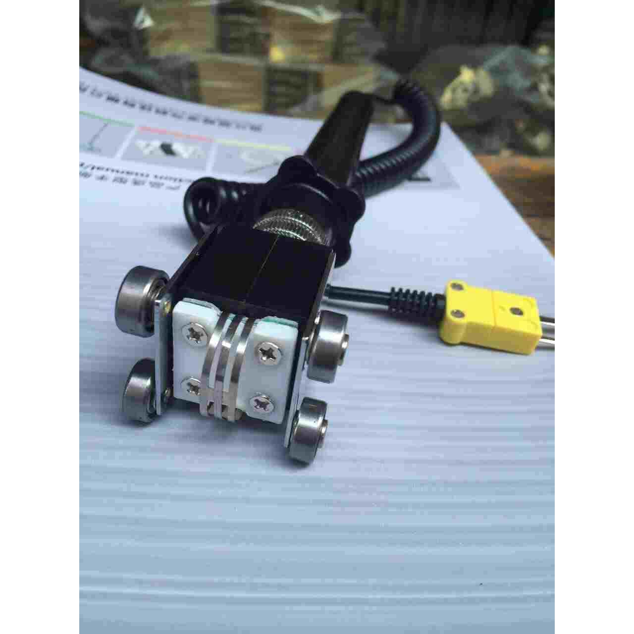 平面表面滚轮式热电偶粗手柄四轮滑轮测温探头传感器 WRNM-101型