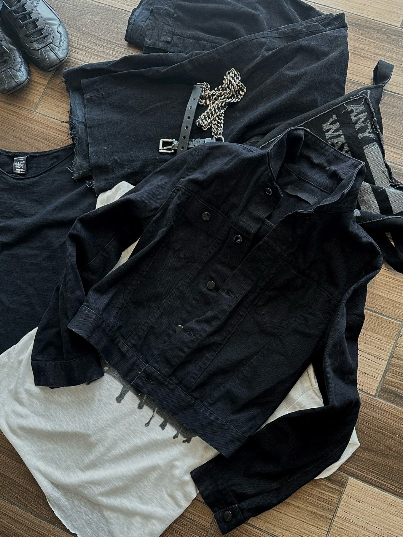 thumbnail for Extinct Model Raf 19Aw Washed Vintage Denim Jacket, Unisex, Cleanfit Short Style