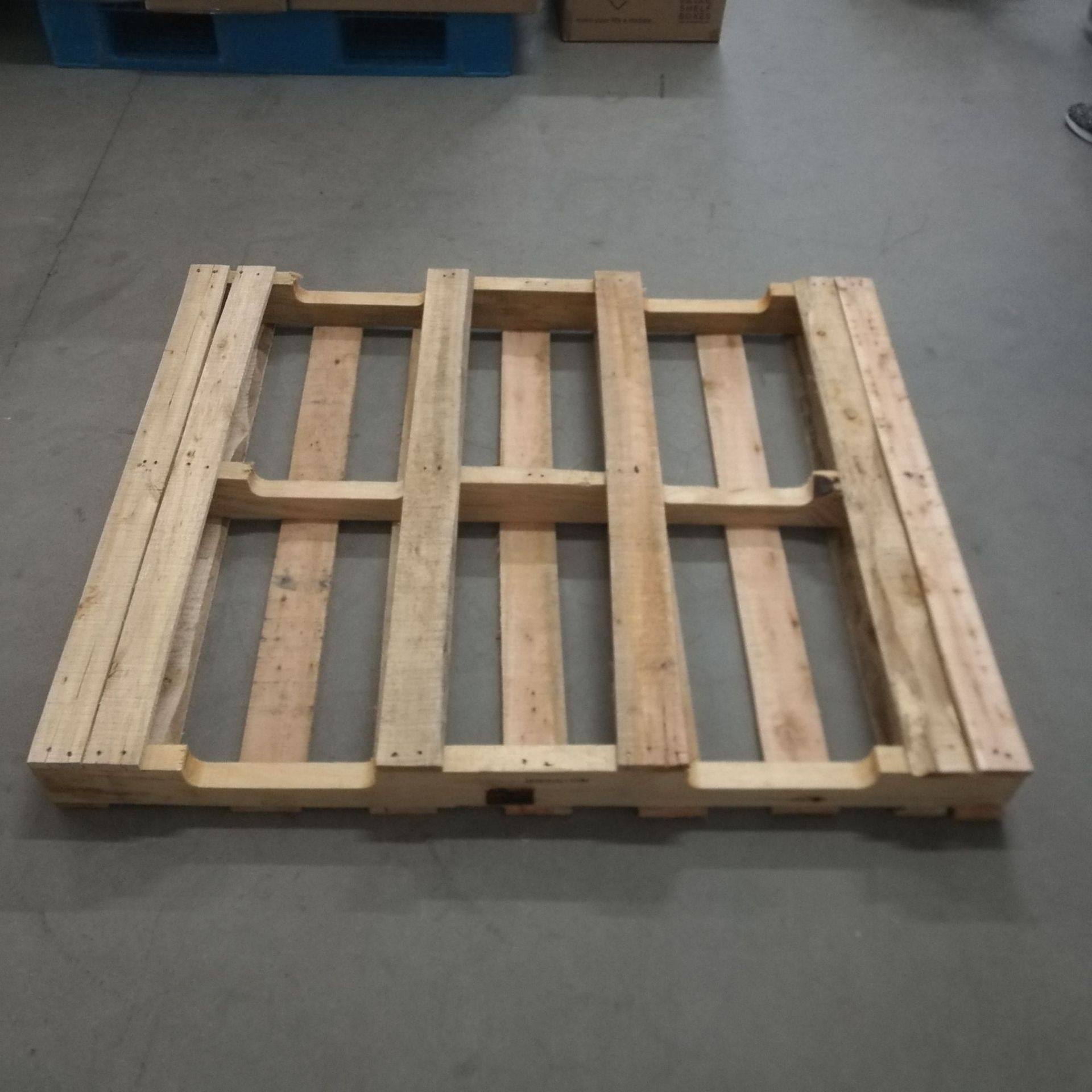 定制厦门漳州泉州熏蒸木托盘ippc木托盘 仓库叉车托板木栈