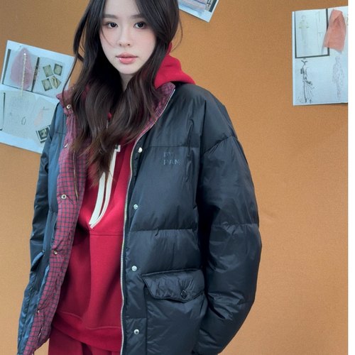 chrisoubydan欧阳丹2025秋冬新款双面穿半高领白鹅绒羽绒外套