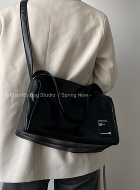 软软的包 软面大容量包包 黑色高级感手提单肩斜挎包女简约休闲