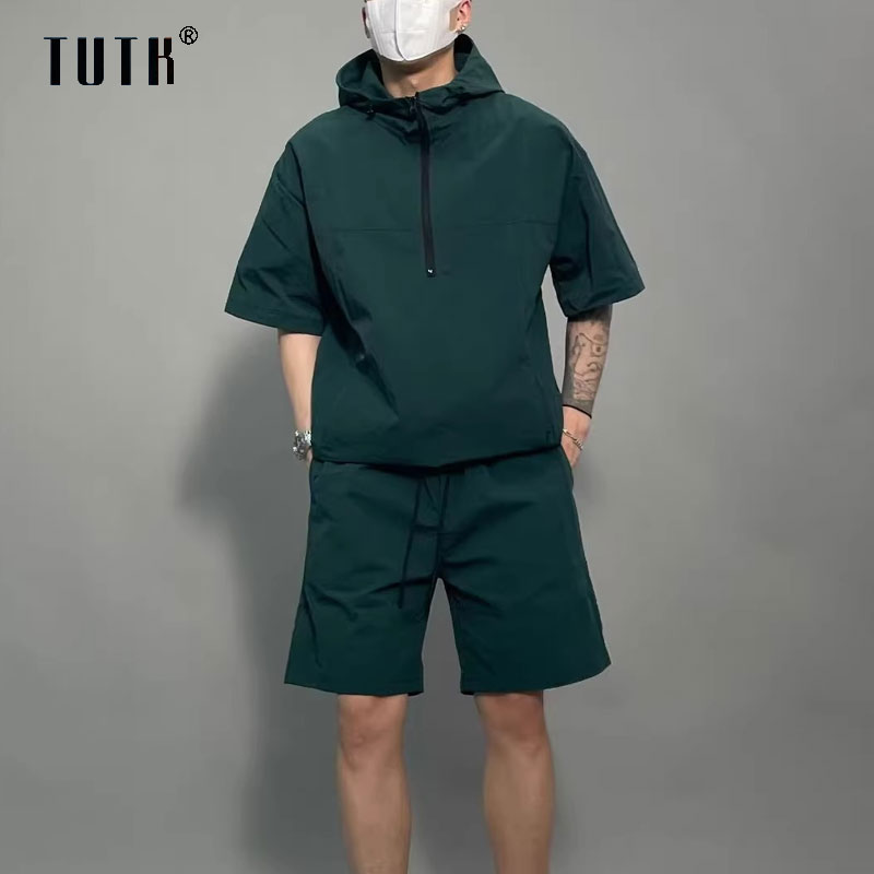 休闲运动套装男士夏季薄款高级感潮牌宽松工装连帽短袖短裤两件套