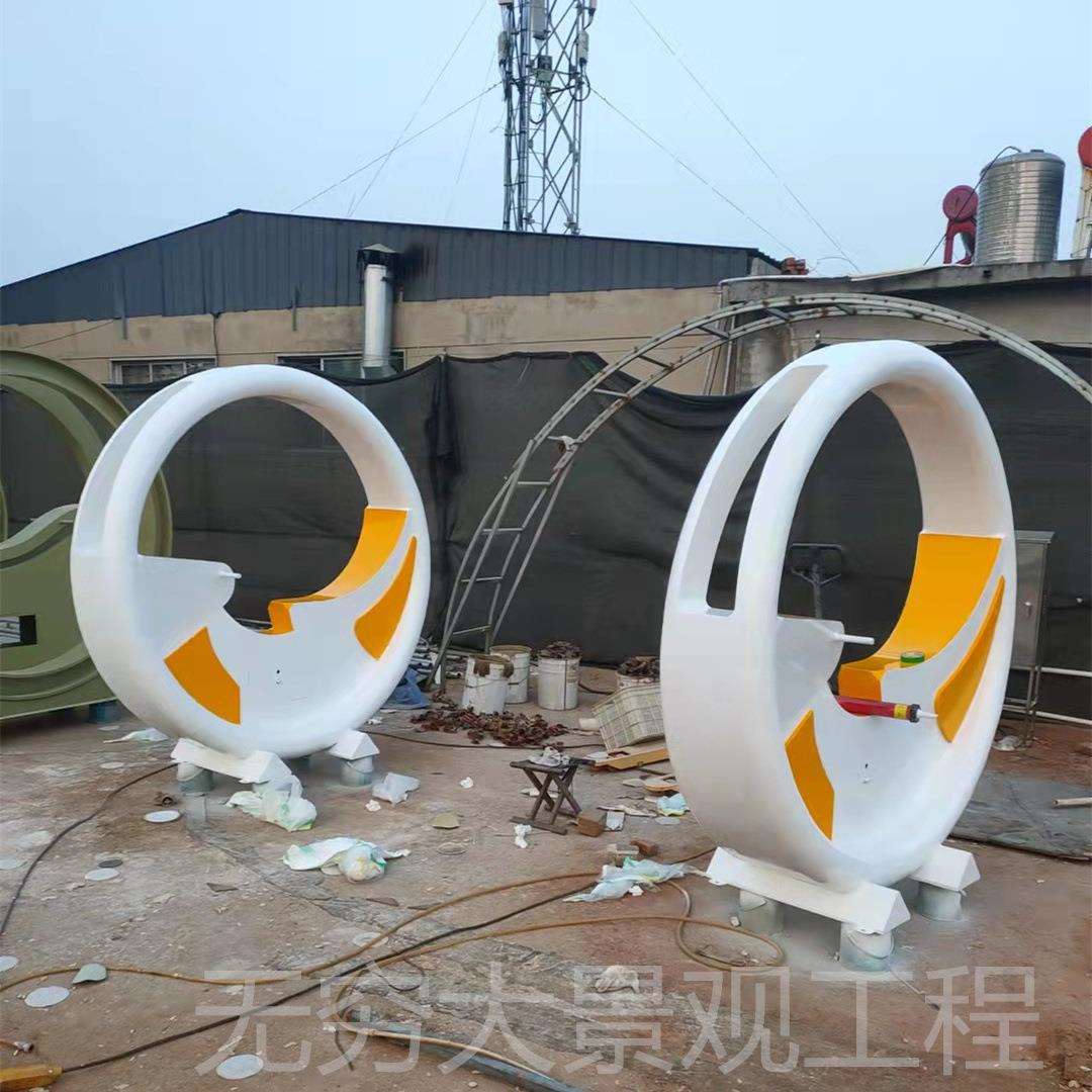 山东大型户外不锈钢脚踏发光喷泉单车互动式水车无穷大