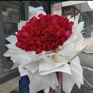 整箱出价情人节插花器花束内胆花束包装材料箭筒包花神器