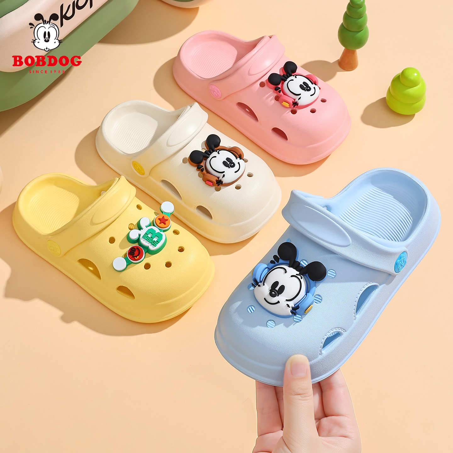 巴布豆夏季新款防滑卡通风洞洞鞋
