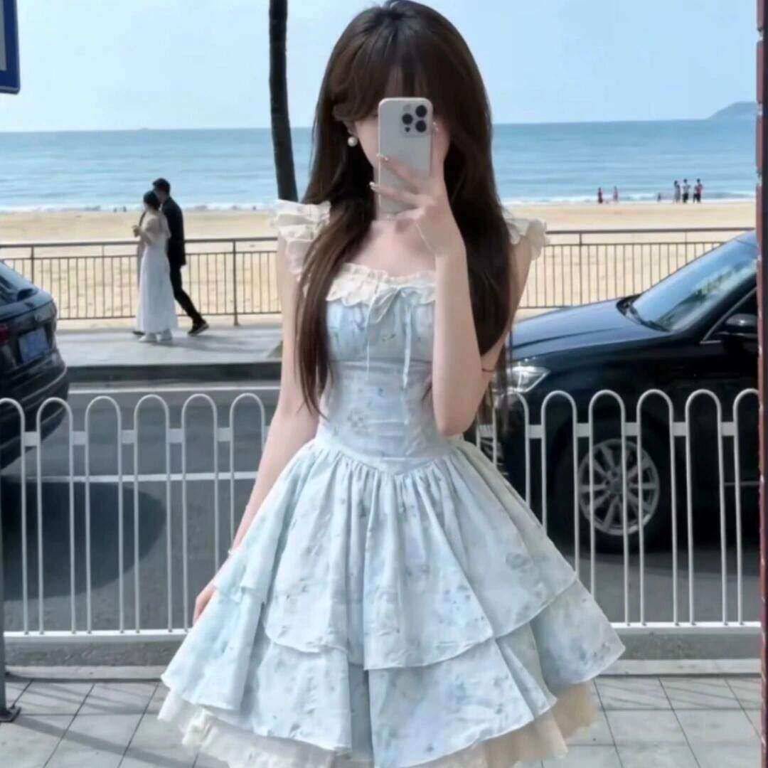 法式甜美蓝色碎花连衣裙