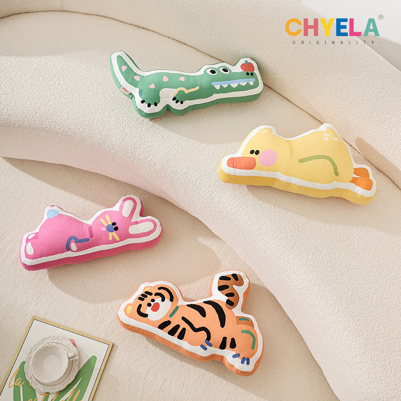 采绎来x黎黎 动物园可爱靠枕客厅沙发抱枕腰枕多巴胺坐靠垫QT804