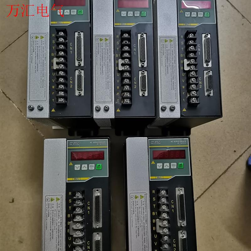 艾威图伺服:F-H08AT2  ,拆机件,成色很漂亮,3(议价)