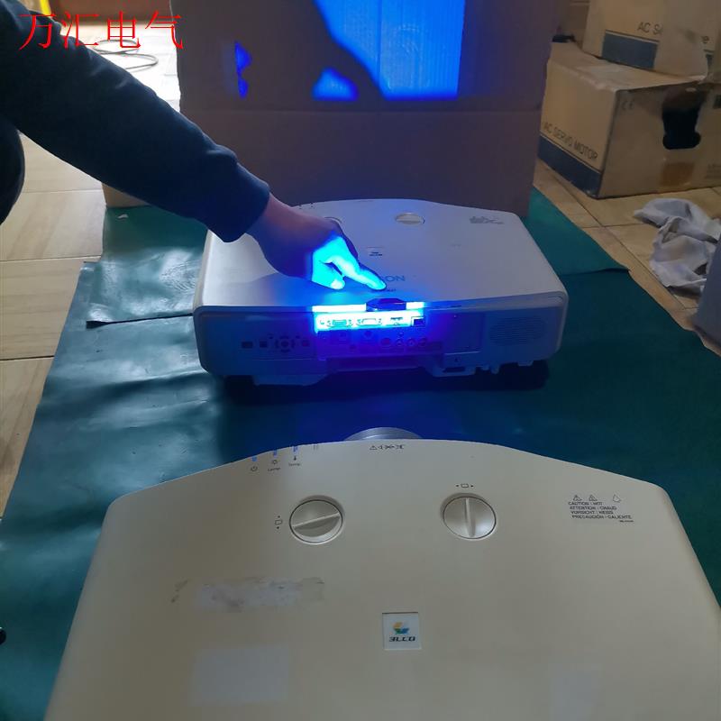 爱普生EPSON投影仪两台,EB-G5300EB-G510(议价)