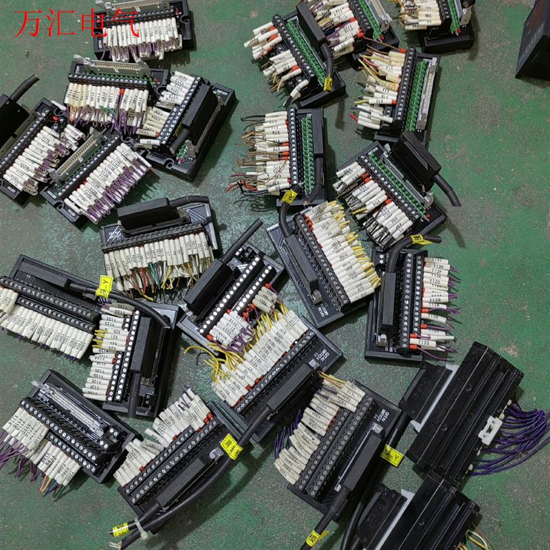 QITAI端子台QMT008六个,QMT009五个 ,QMT(议价)