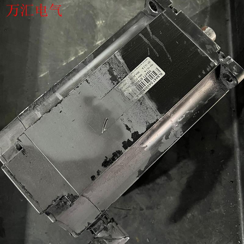 贝加莱伺服电机8LSA57.DA030S000-3(议价)