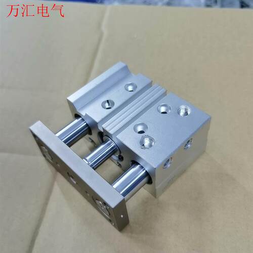 亚德客TCL25x20S=7个,三轴气缸,三杆气缸,缸径25(议价)