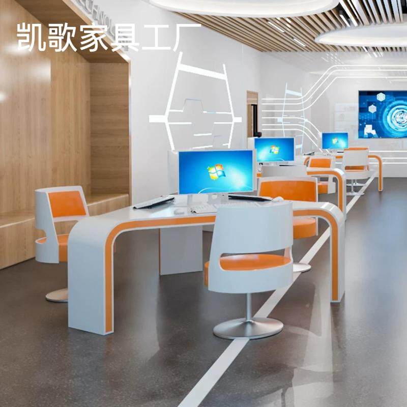烤漆洽谈桌小型休闲接待谈判桌售楼展厅三角形办公桌椅会议组合