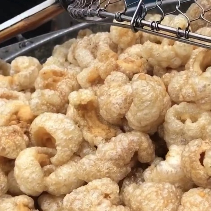 即食猪肉零食即食带肉猪肉皮油炸猪皮干猪皮零食酥脆潮汕特色小吃
