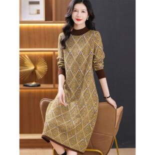 MONLOUVE2025秋冬新款半高领加厚条纹针织连衣裙女宽松显瘦气质长