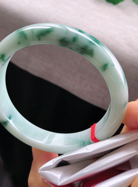 6364大圈口天然缅甸a货细糯种牛奶白底飘花翡翠手镯正品旗舰店女