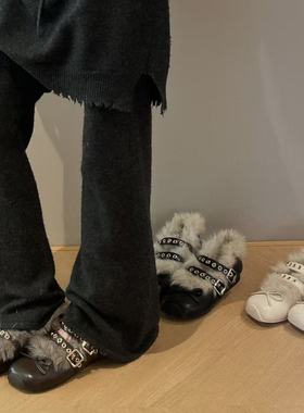 小众复古风一字带毛毛鞋2025冬季新款扣带装饰浅口平底韩版玛丽珍