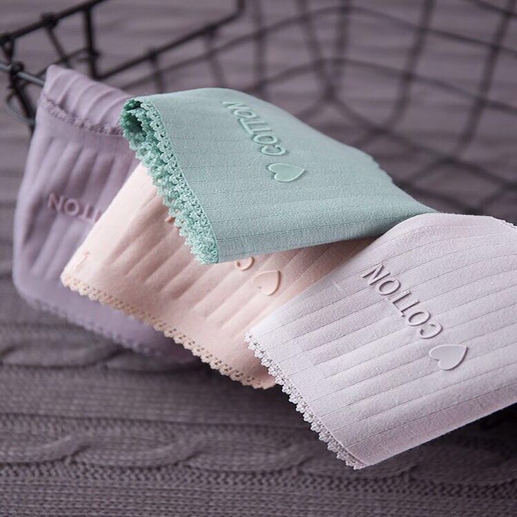 无痕抗菌女中腰纯色内裤