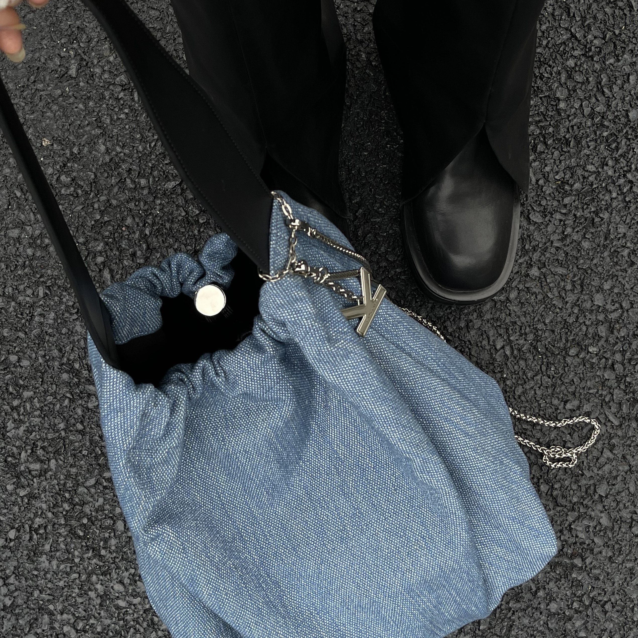 链条装饰高雅单肩手提包休闲软把