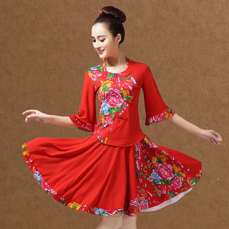 日本品质广场舞服装新款套装古典舞演出服广场舞套装秧歌服扇子舞