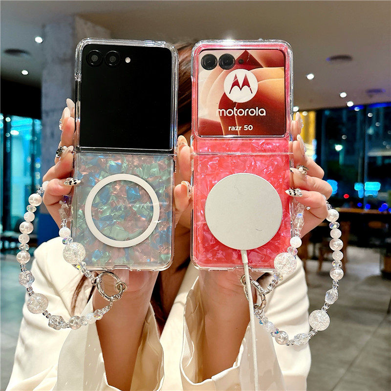 适用摩托罗拉razr50手机壳磁吸支架moto razr50新款透明无线充电保护壳贝壳纹手链超薄折叠全包防摔女款外壳