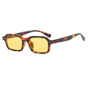 英系coss koko小框米钉方形太阳镜新款太阳眼镜时尚墨镜ins街拍