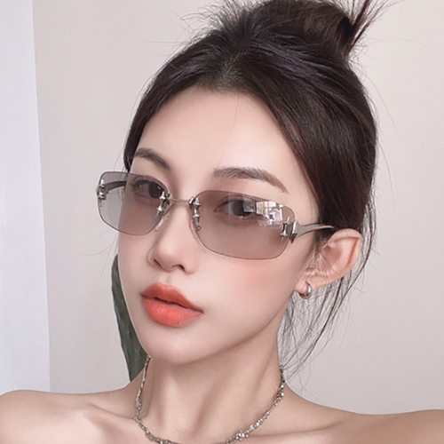 英系coss koko新款辣妹无框切边太阳镜时尚uv高阶感yk墨镜个性