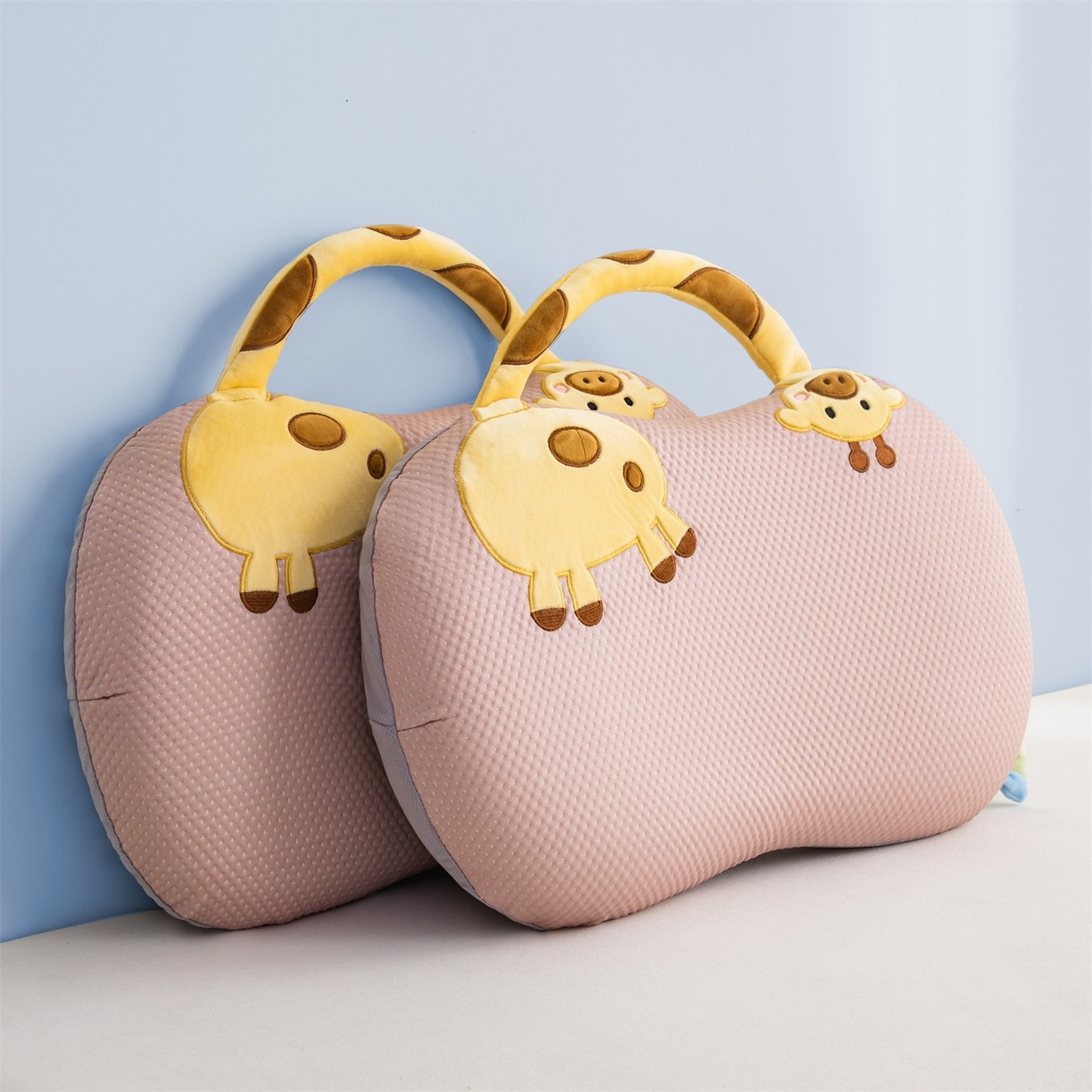 超软记忆棉记忆棉枕办公室午睡卡通助眠长颈鹿猫肚枕枕头枕芯