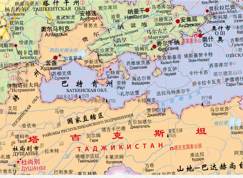 Карта Центральной Азии на китайском и русском языках, двуязычное сравнение; азиатский регион Казахстан, Узбекистан, Таджикистан, Кыргызстан; карта пяти стран Центральной Азии крупными и четкими символами; складная и настенная, двойное использование; размер примерно 1,49×1,06 м; транспорт и туризм