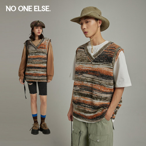 花色绣花无袖针织衫nooneelse