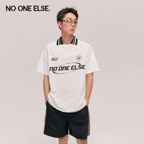 NOONEELSE字母印花翻领T恤