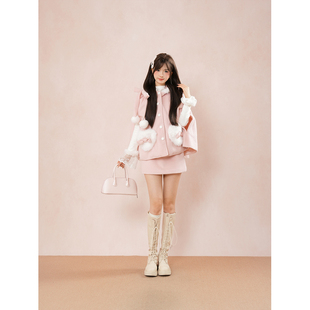 甜美可爱风粉色毛领斗篷短裙套装女秋冬加厚毛绒内搭长袖呢子外套