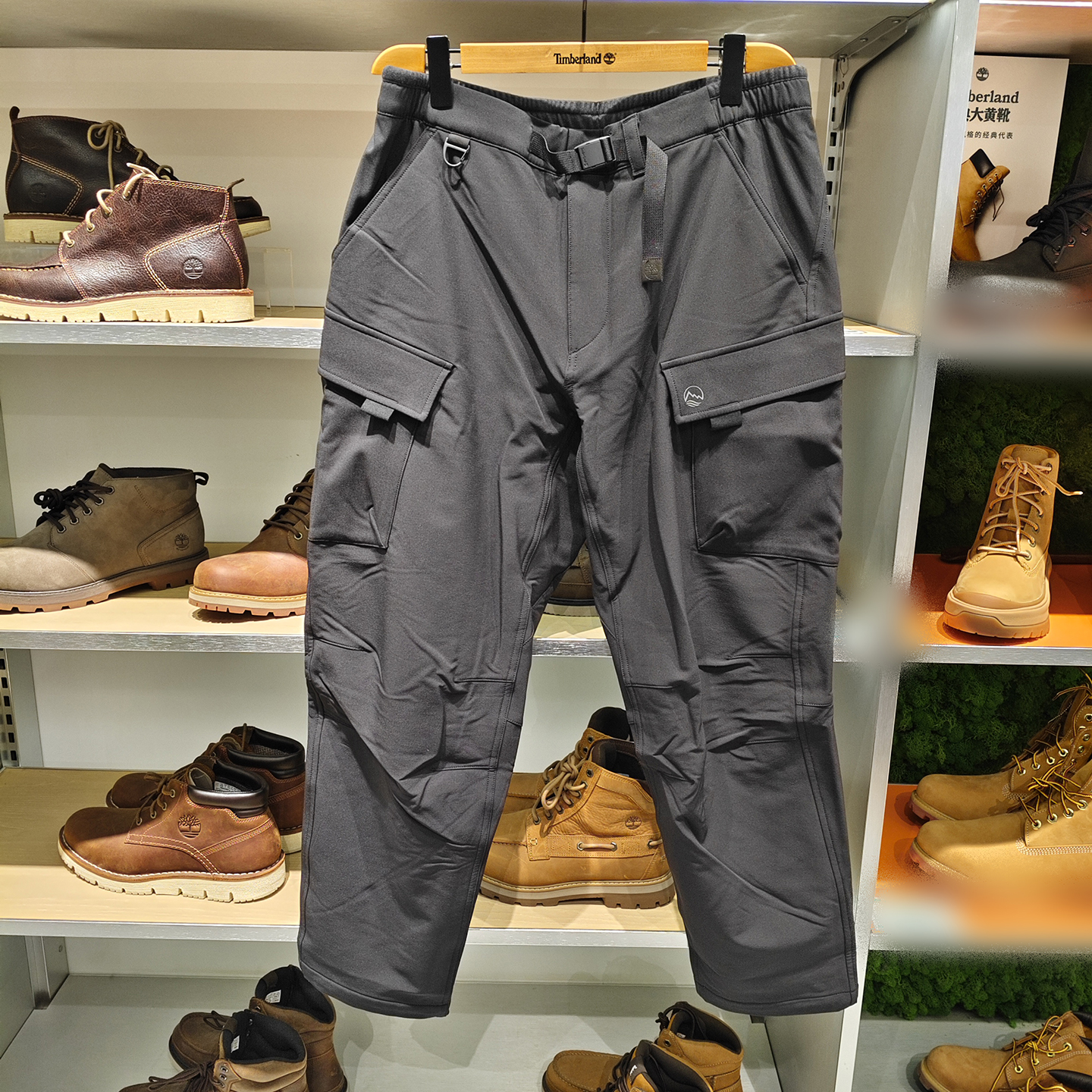 Timberland/添柏岚2025男装长裤户外防泼水舒适宽松大码加绒A2QBG