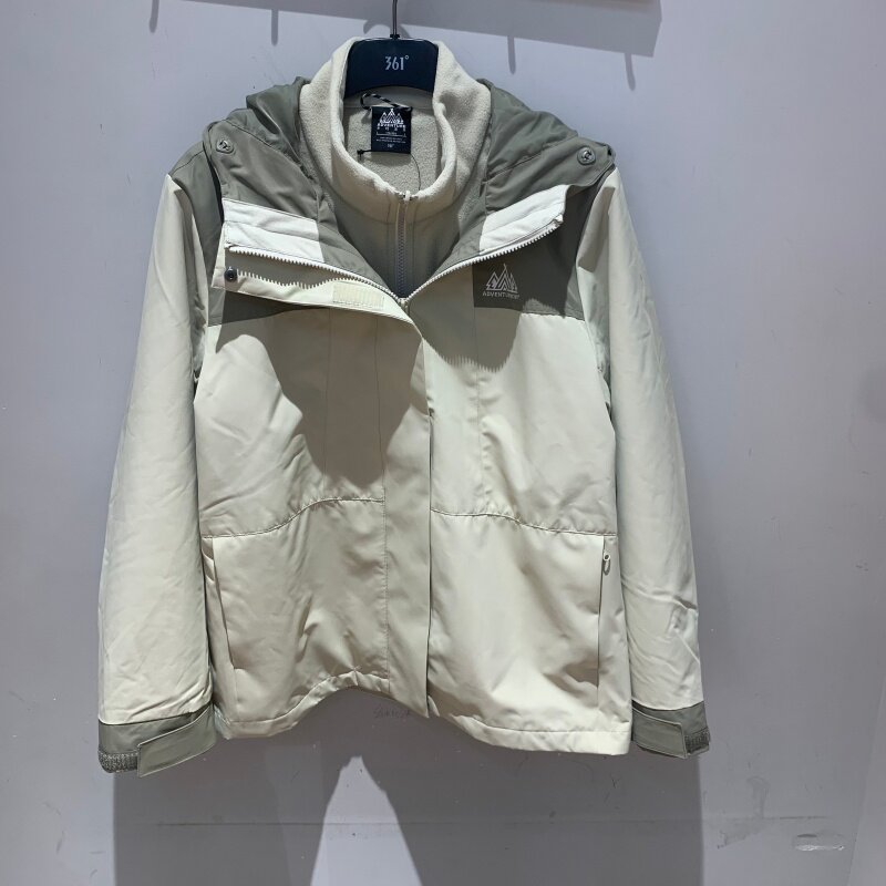 361度2025冬季雨屏科技女款新款舒适休闲三合一绒里外套562543605