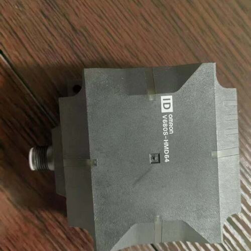 议价OMRON V680S-HMD64-ETN RFID读可维修
