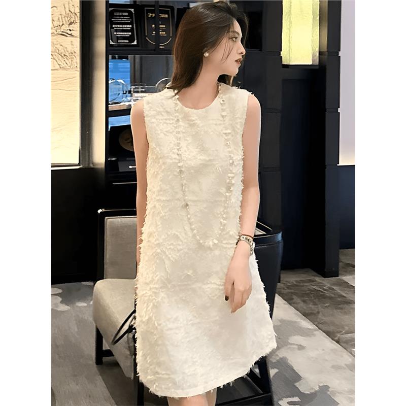 白色无袖背心连衣裙女2025夏季新款小香风气质女神范宽松显瘦短裙