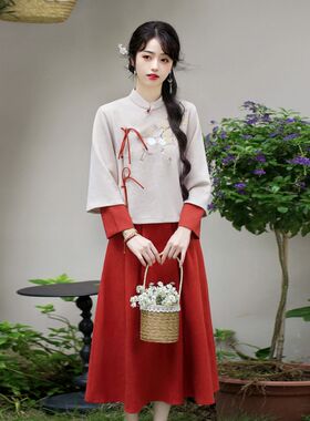 新中式国风改良旗袍鹿皮绒复古上衣半身裙两件套 雪绒花