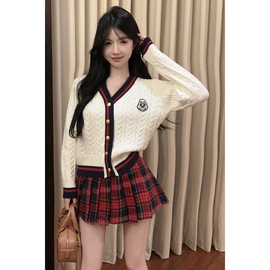 学院刺绣韩系甜美针织外套开衫百搭秋冬毛衣jk套装百褶格子短裙