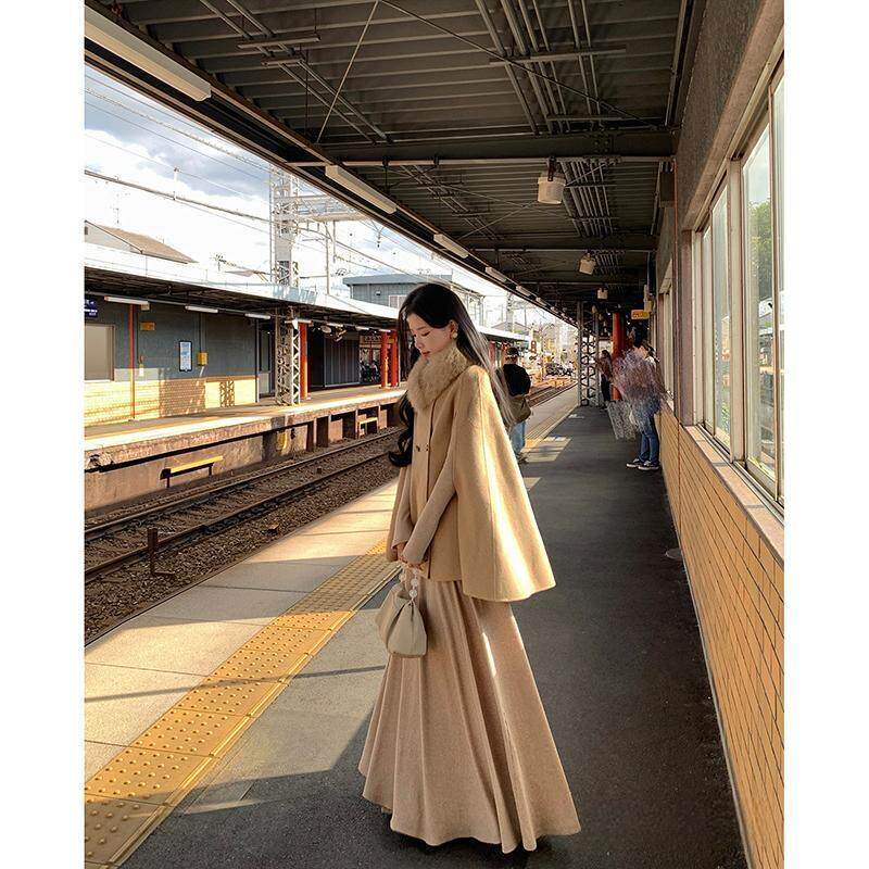 时尚大毛领斗篷披风外套女2026冬季小个子千金气质双面毛呢子大衣