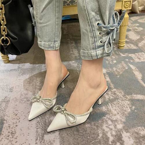 女水钻蝴蝶结尖头拖鞋高