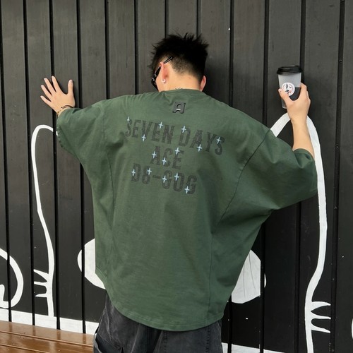 季潮牌字母印花圆领蝙蝠袖短袖