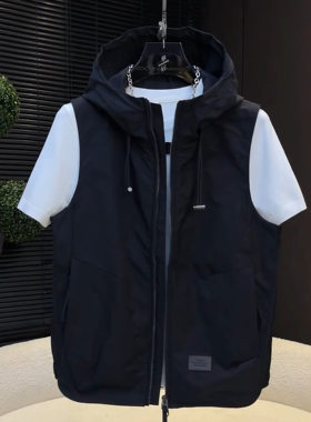 户外休闲风连帽马甲无袖坎肩棉服
