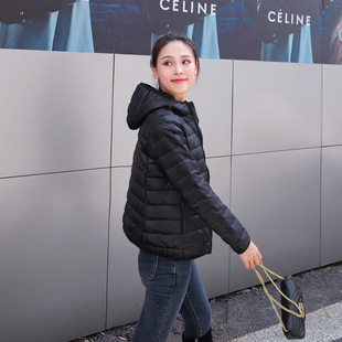 清仓轻薄款羽绒服大码短款白鸭绒连帽轻便外套女立领