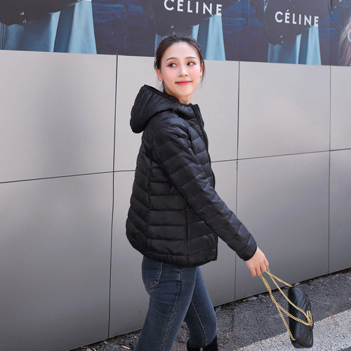 白鸭绒连帽轻便轻薄款羽绒服