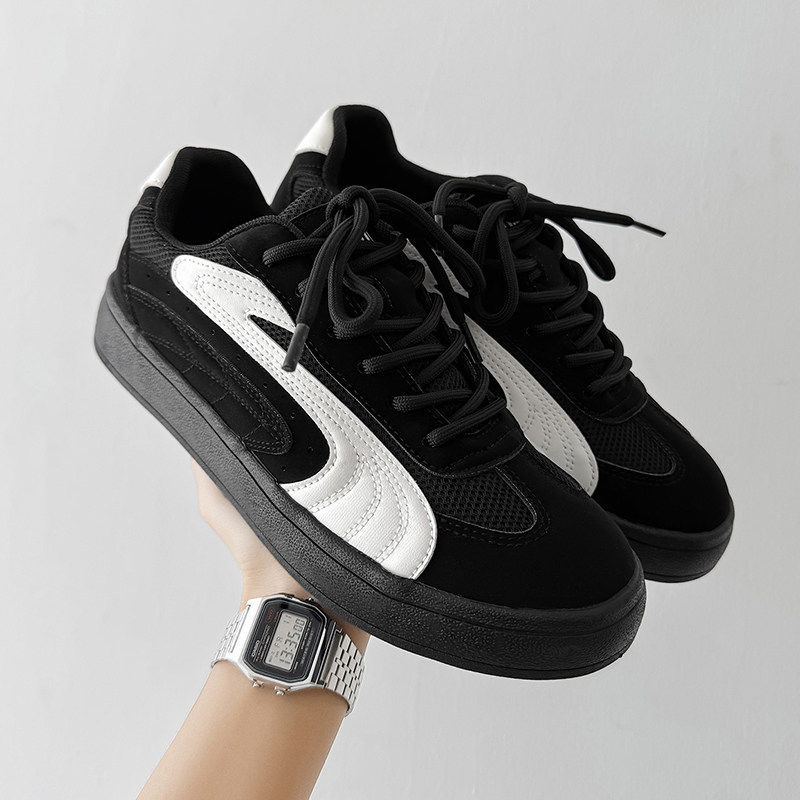 男鞋2026冬季新款加厚防滑耐磨软底流行运动男小众原创黑色德训鞋,流行男鞋,德训鞋,淘宝优惠券,粉丝福利购,淘宝优惠卷